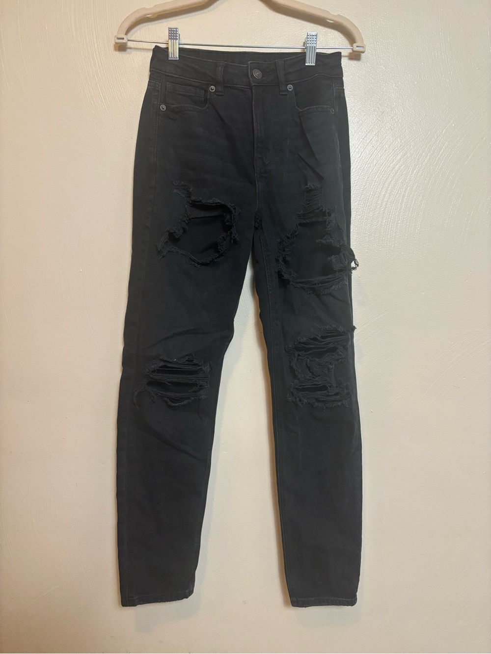 American Eagle Black High Rise Ripped Distressed Ankle Mom Jeans Womens 00
